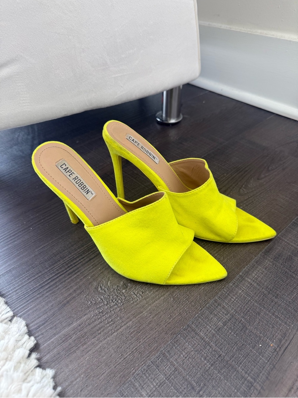Cape Robbin Neon Yellow Pointed Toe Stiletto Mules - Picture 2 of 3